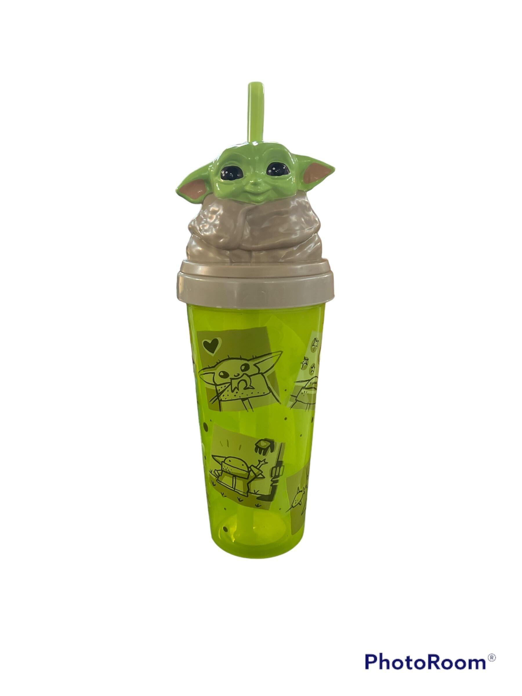 Star Wars The Child Baby Yoda 16 oz. Sports Tumbler with Lid and Straw