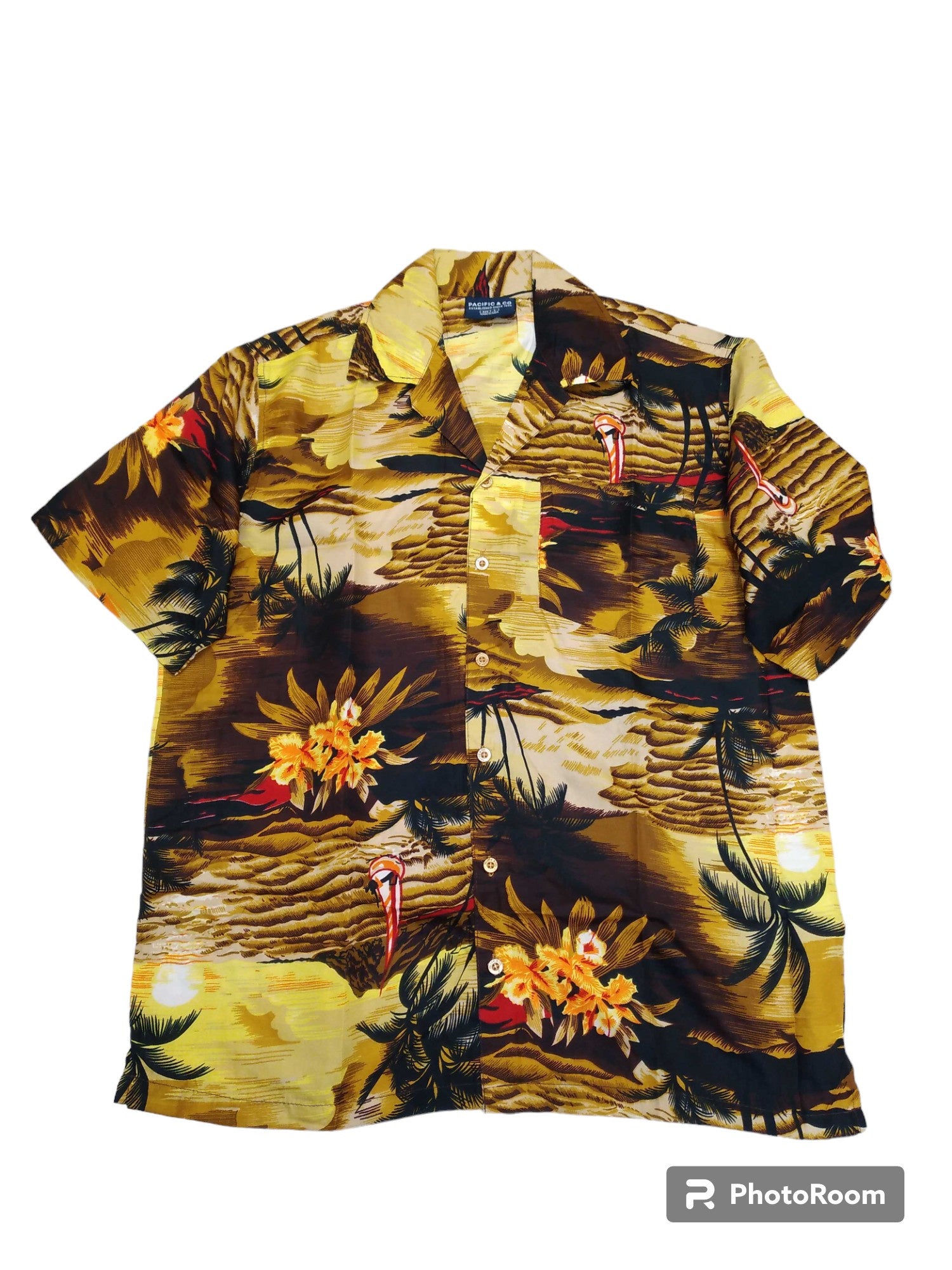 Chocolate Bay Men's Hawaiian Shirt