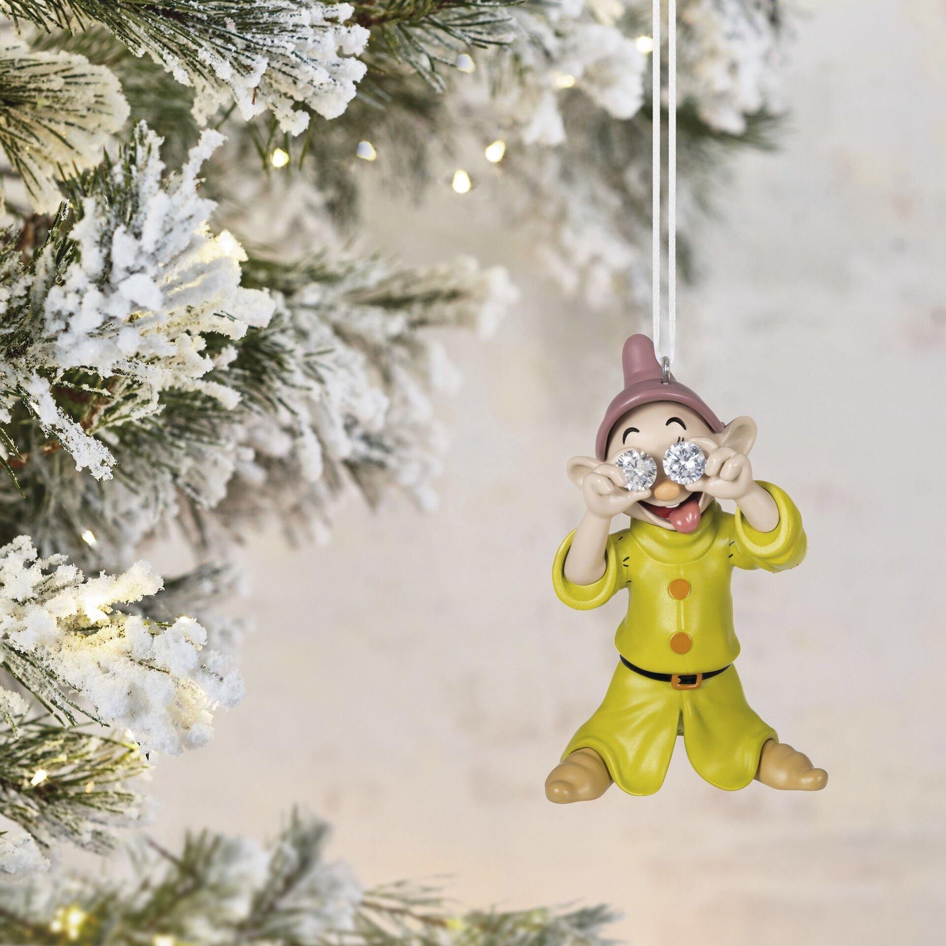 Disney Snow White and the Seven Dwarfs Diamond Eyes Dopey Metal Ornament