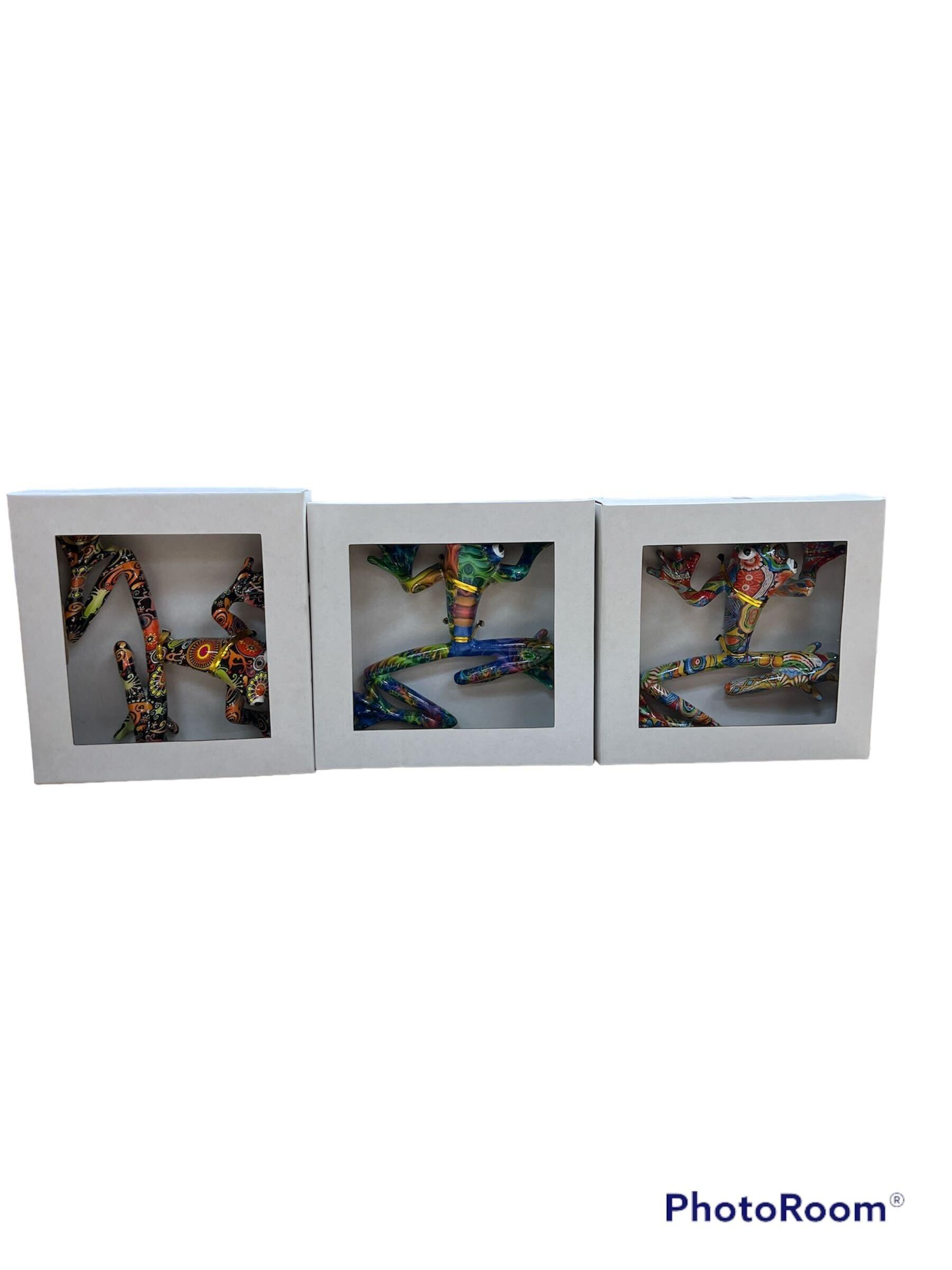 Frog 7" Fig w/ Hangr