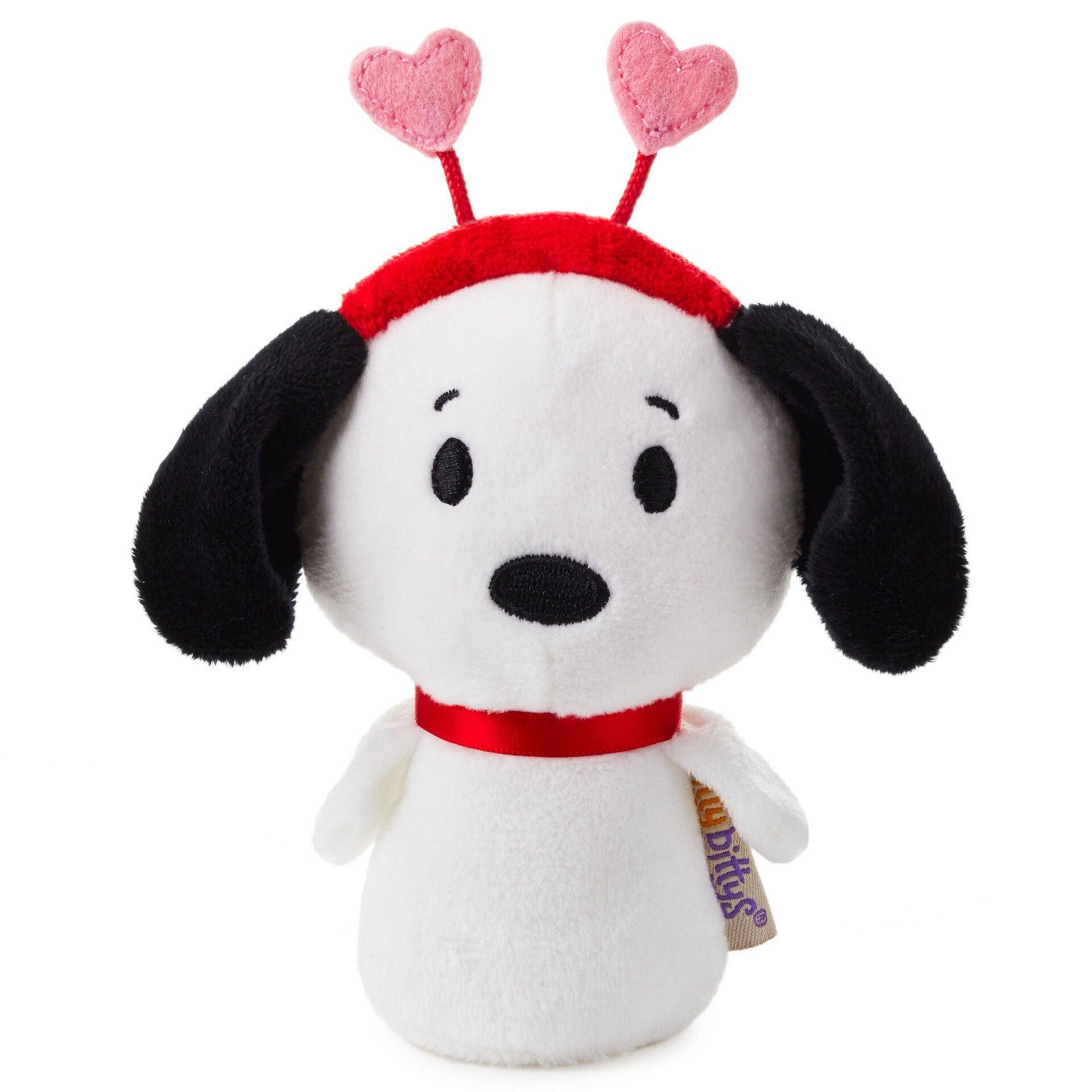 itty bittys® Peanuts® Lovebug Snoopy Plush