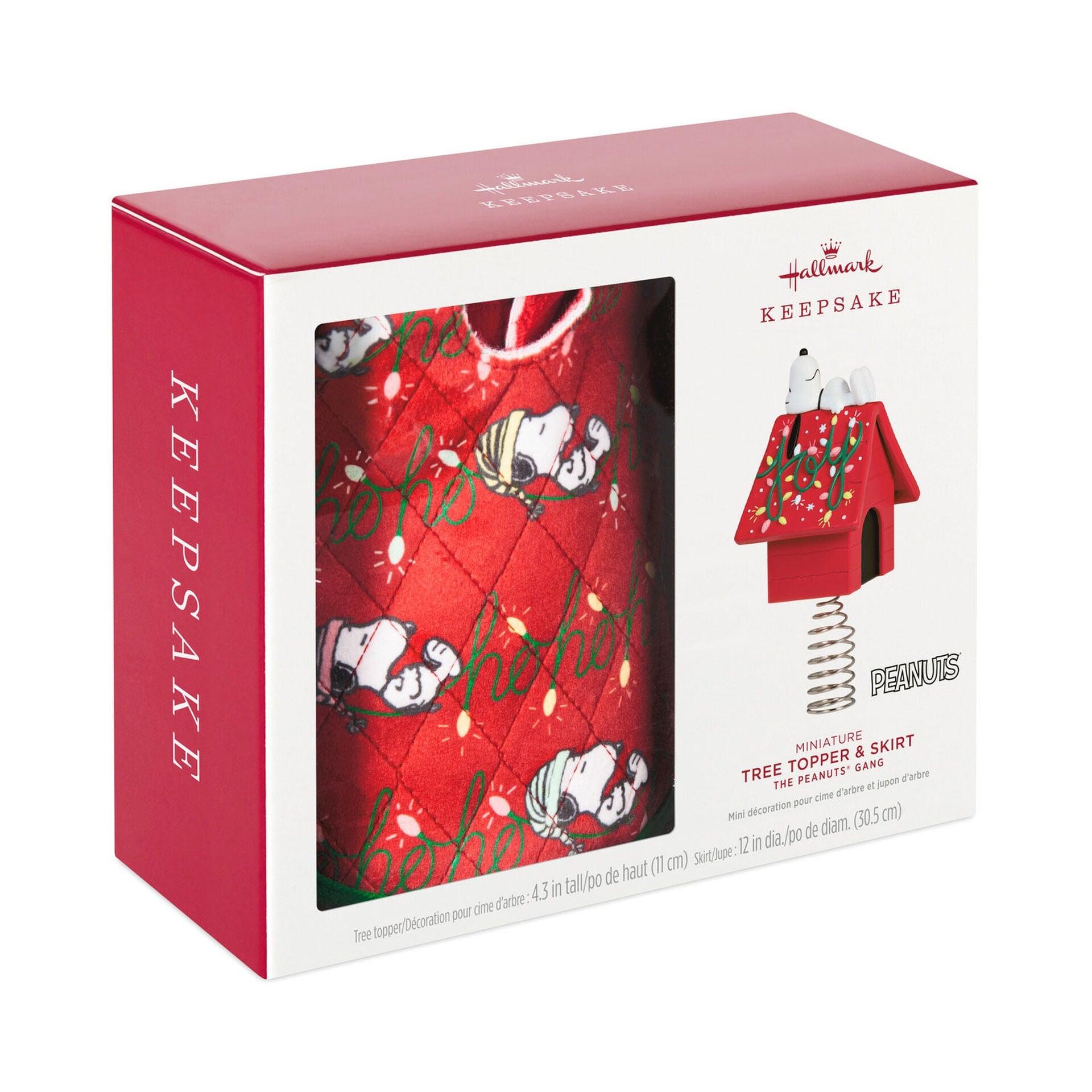 Mini The Peanuts® Gang Snoopy Christmas Tree Topper and Tree Skirt, Set of 2