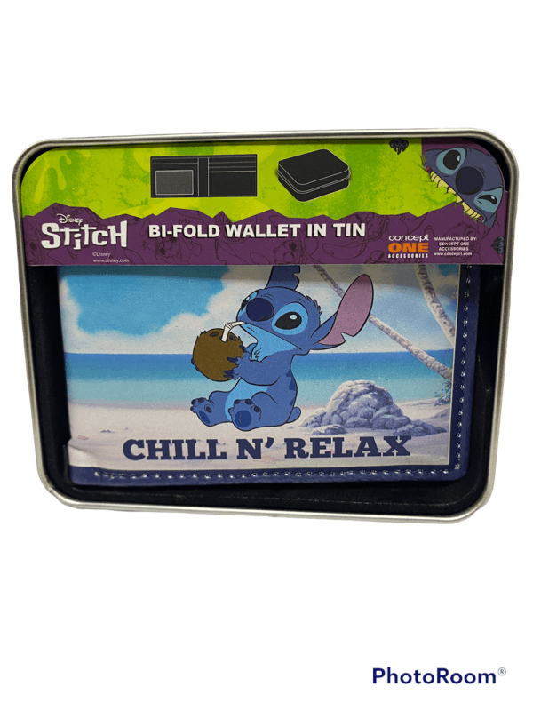 Stitch Chill N Relax Bifold Wallet in a Decorative Tin Case