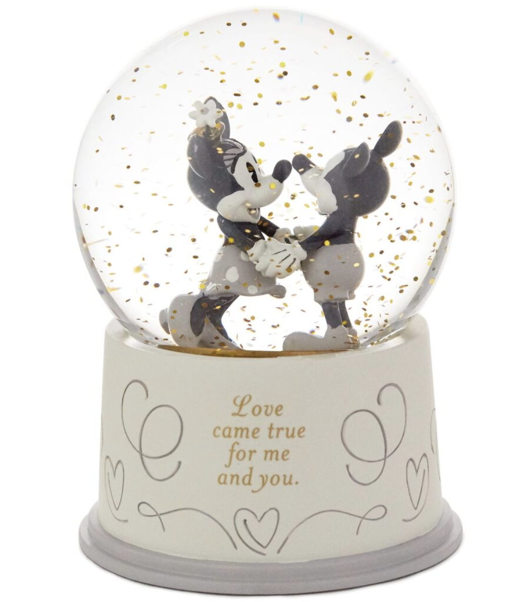 Disney Hallmark Mickey and Minnie Love Came True Snow Globe