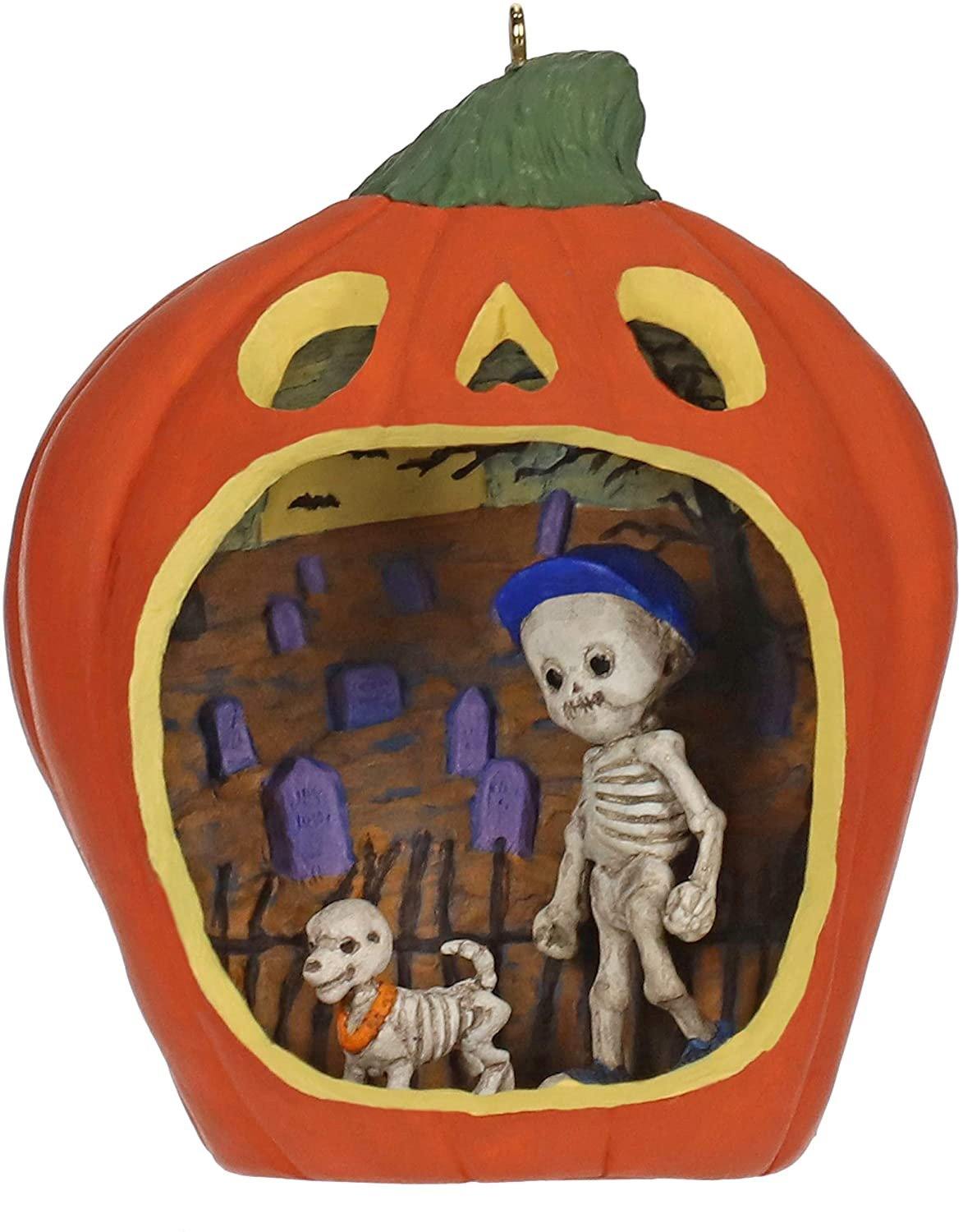 Happy Halloween Skull Halloween Ornament Hallmark Keepsake 2018 New In Box