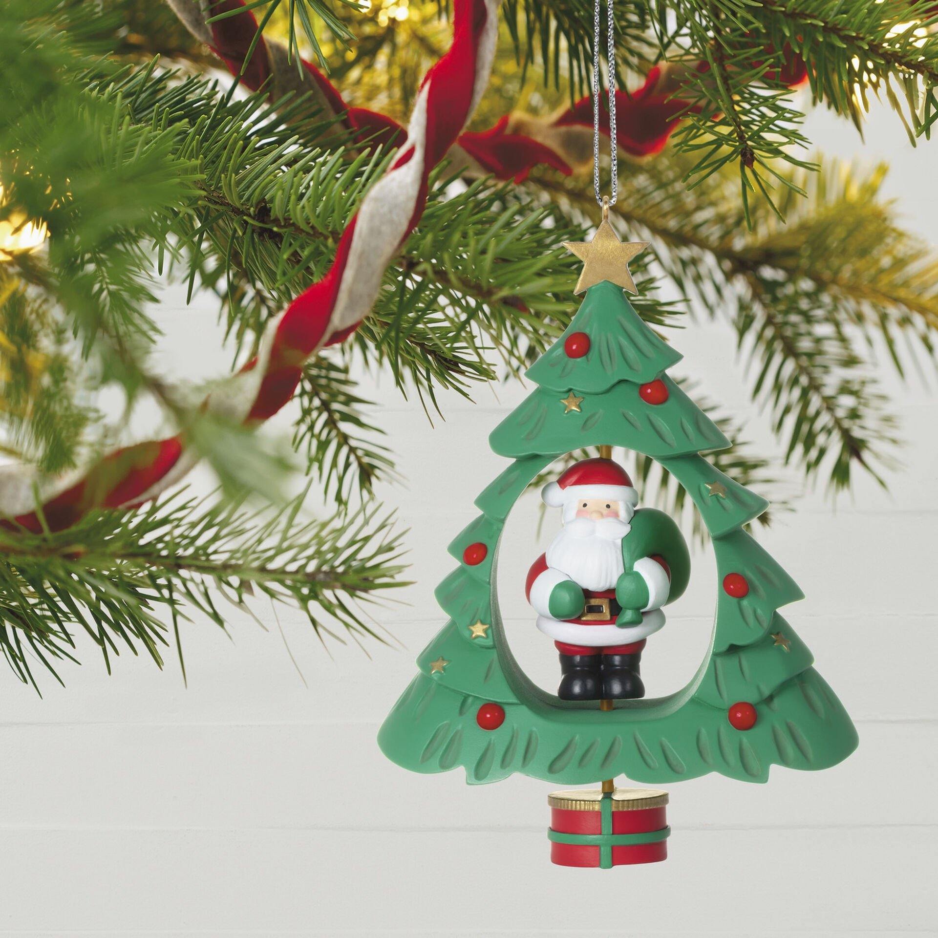Spinning Santa Ornament With Motion