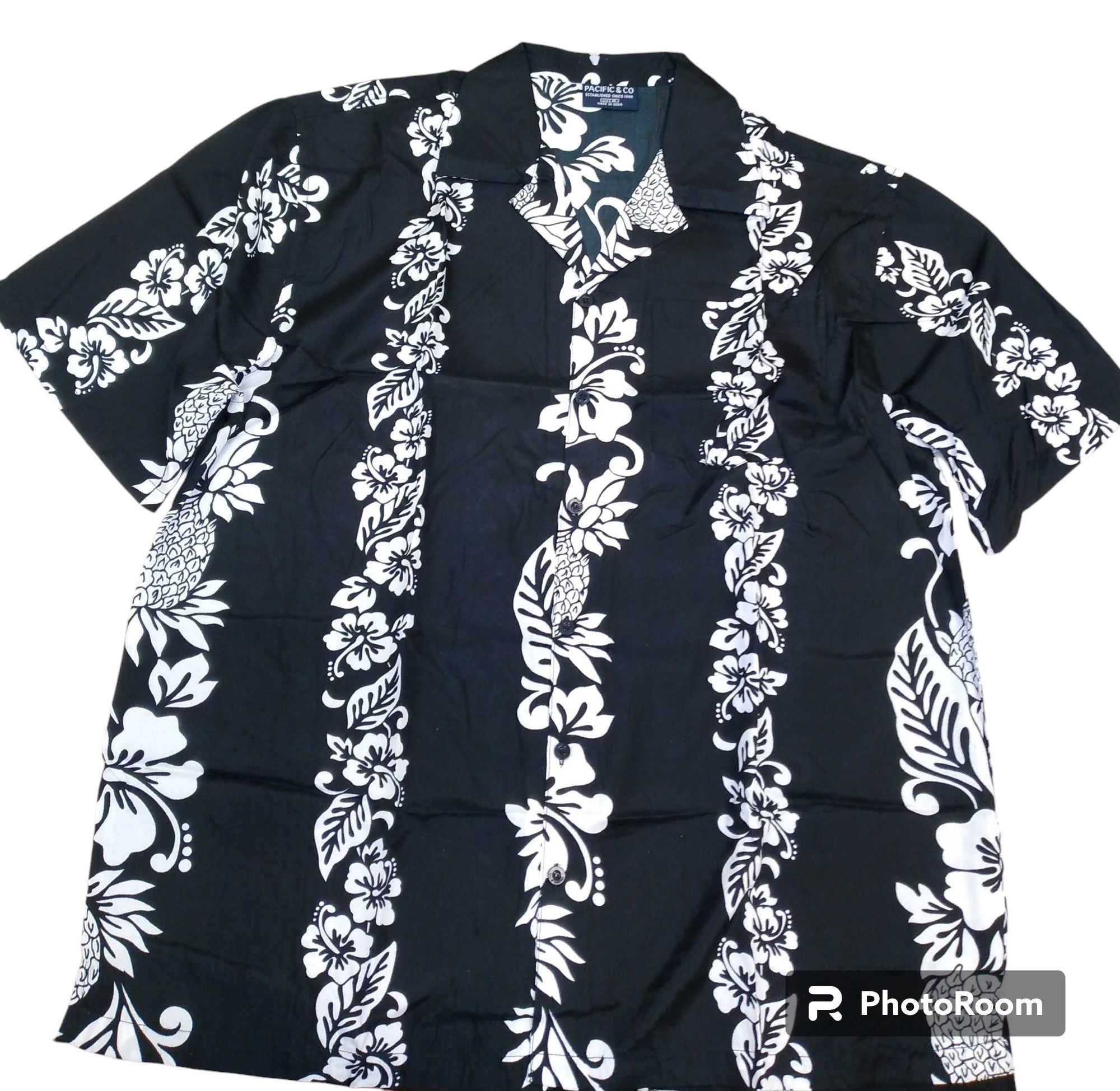 Black/White Men's Hawaiian Shirt