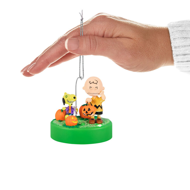 Hallmark Keepsake Halloween Ornament 2024, The Peanuts Gang Trick-or-Treating Pals With Light and Sound, Gifts for Peanuts Fans