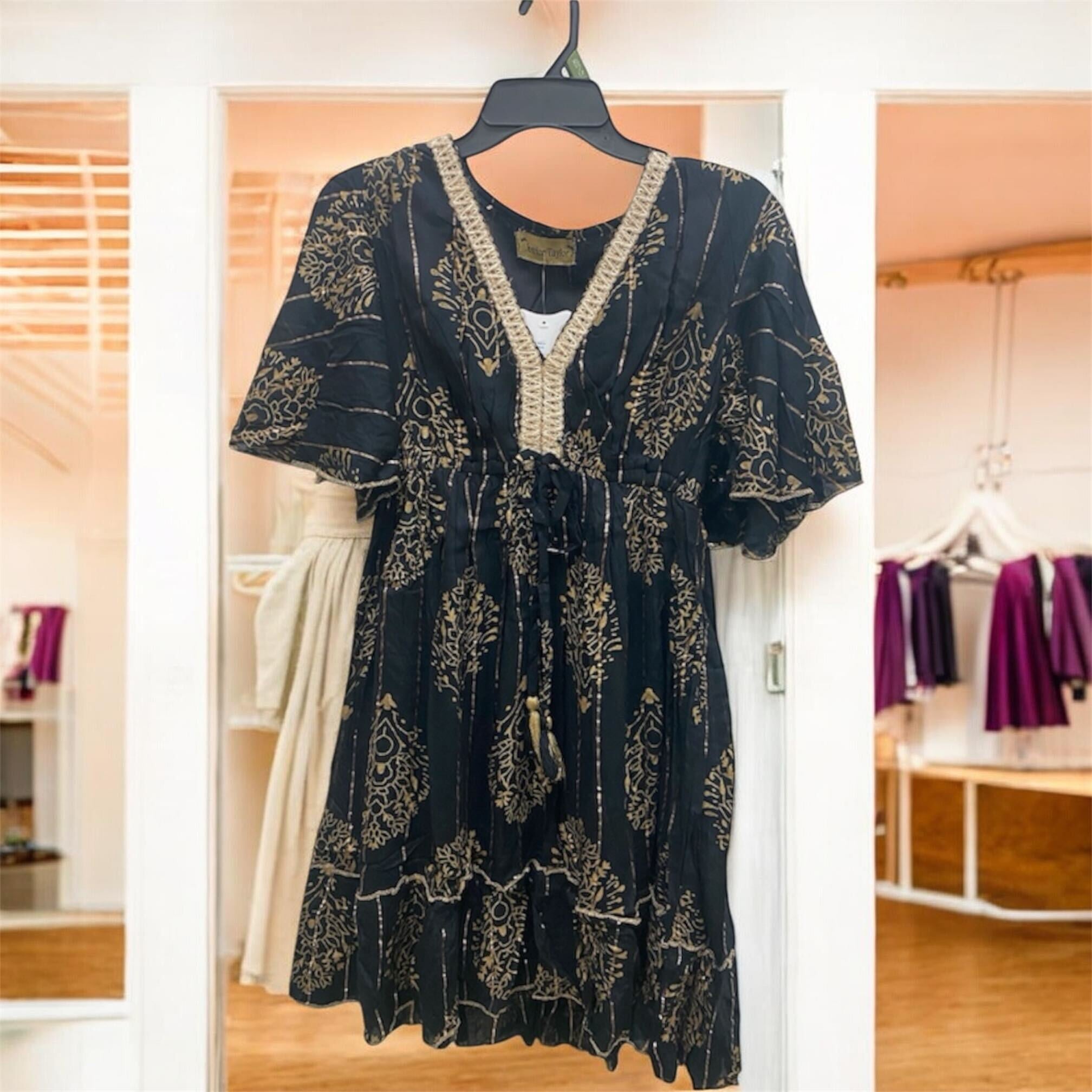 Cotton Short Sleeve Dress-Black/Gold
