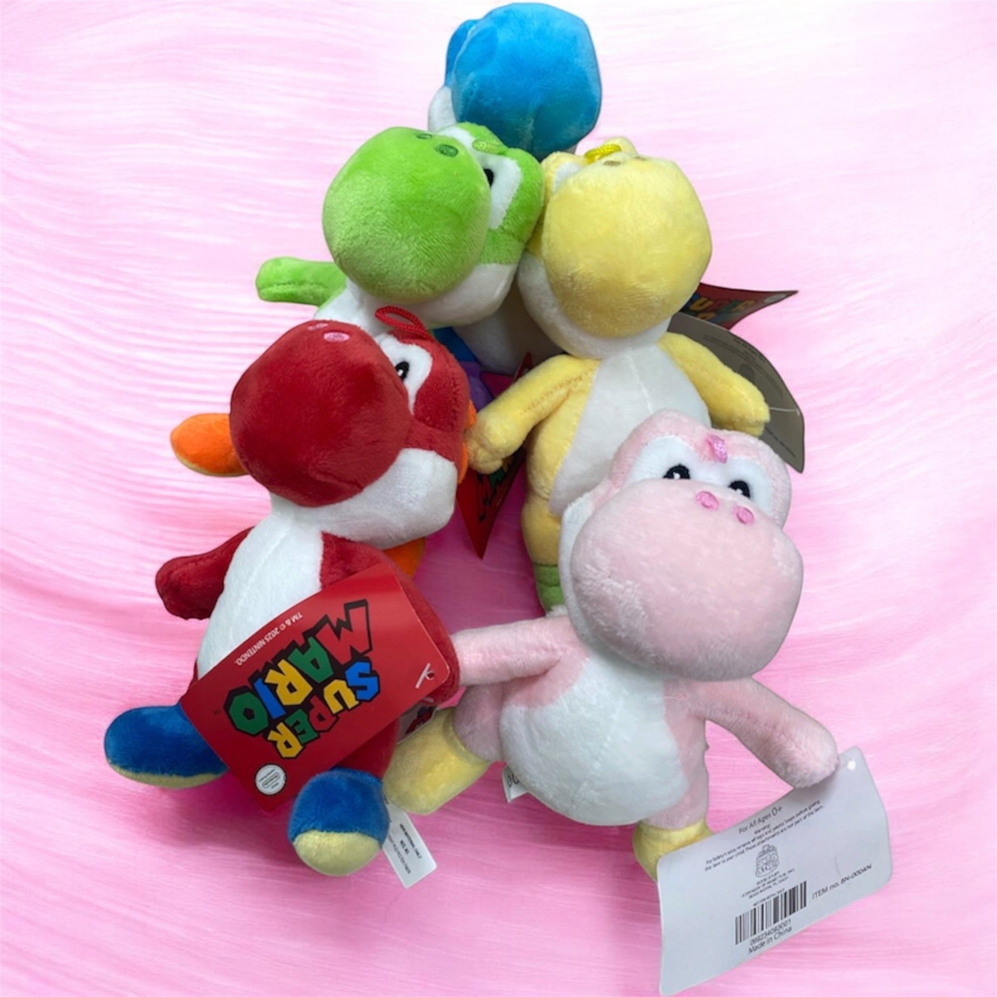 Super Mario 7" Yoshi Plush Asst