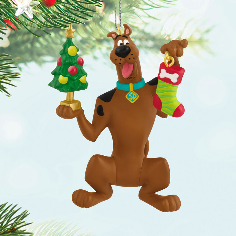 Hallmark Keepsake Scooby-Doo™ Festive Scooby Ornament