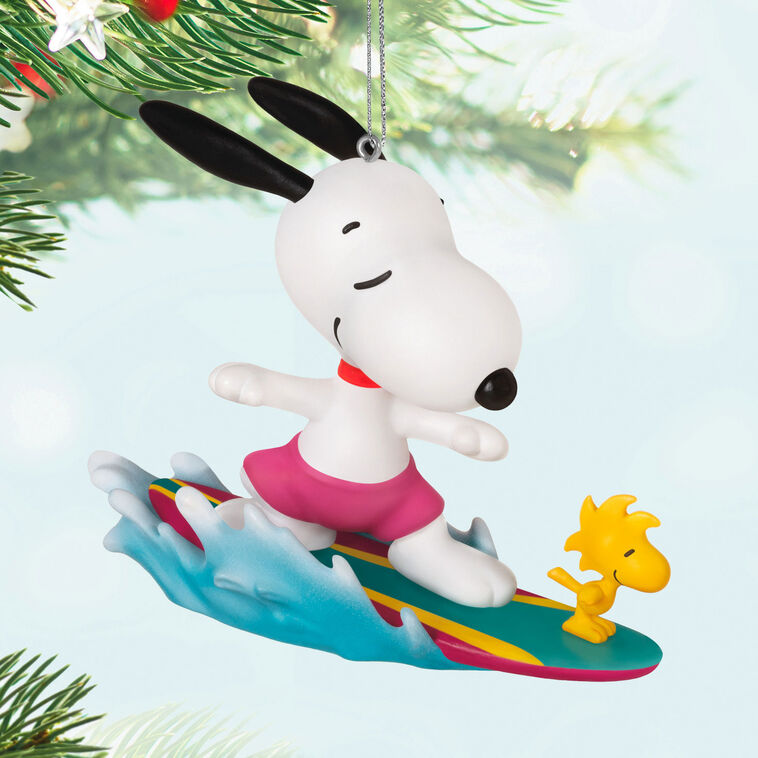 Hallmark Keepsake Christmas Ornament 2024, Peanuts Spotlight on Snoopy Surf's Up!, Gifts for Peanuts Fans