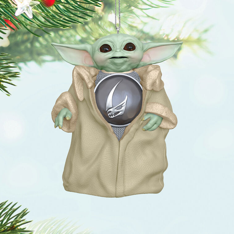 Star Wars: The Mandalorian™Grogu™ With Mudhorn Signet Ornament