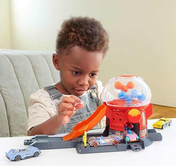 Hot Wheels City Downtown Candy Shop Play Set