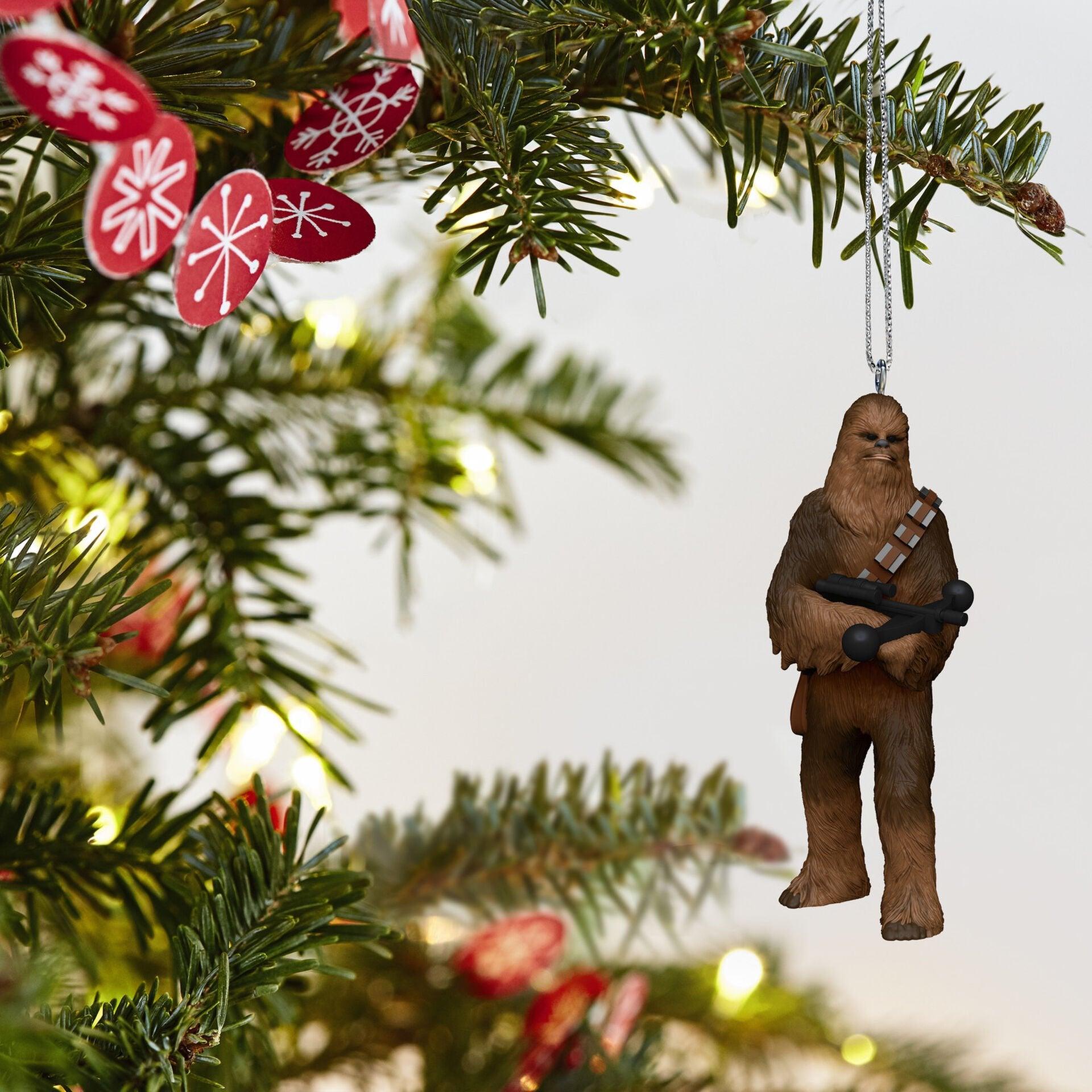 Hallmark QXM8405 Mini Star Wars 2" Chewbacca 2021 Ornament