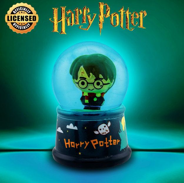 Harry Potter Chibi Mini Light-Up Snow Globe