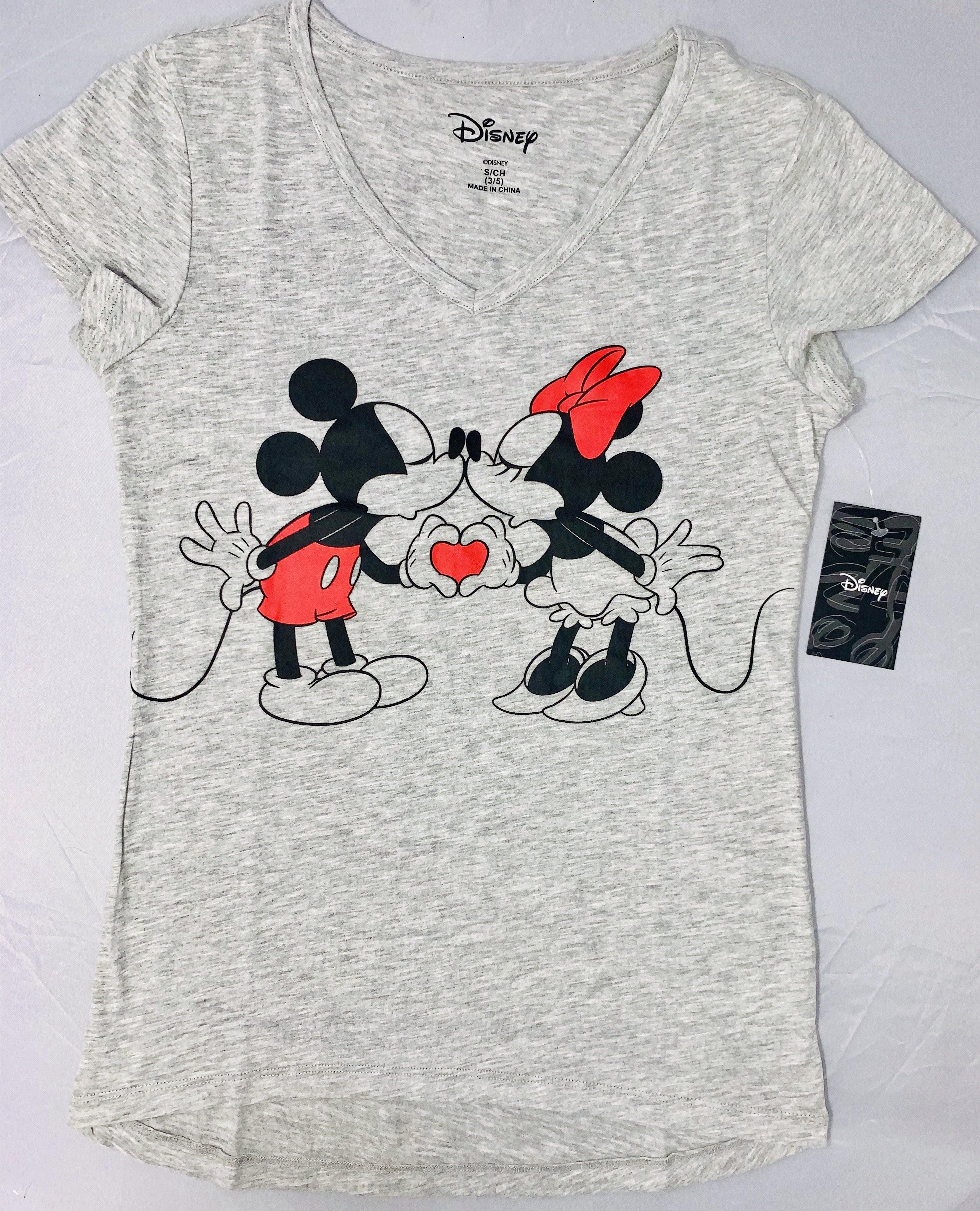 Mickey and Minnie Mouse Kissing Juniors Fitted Shirt