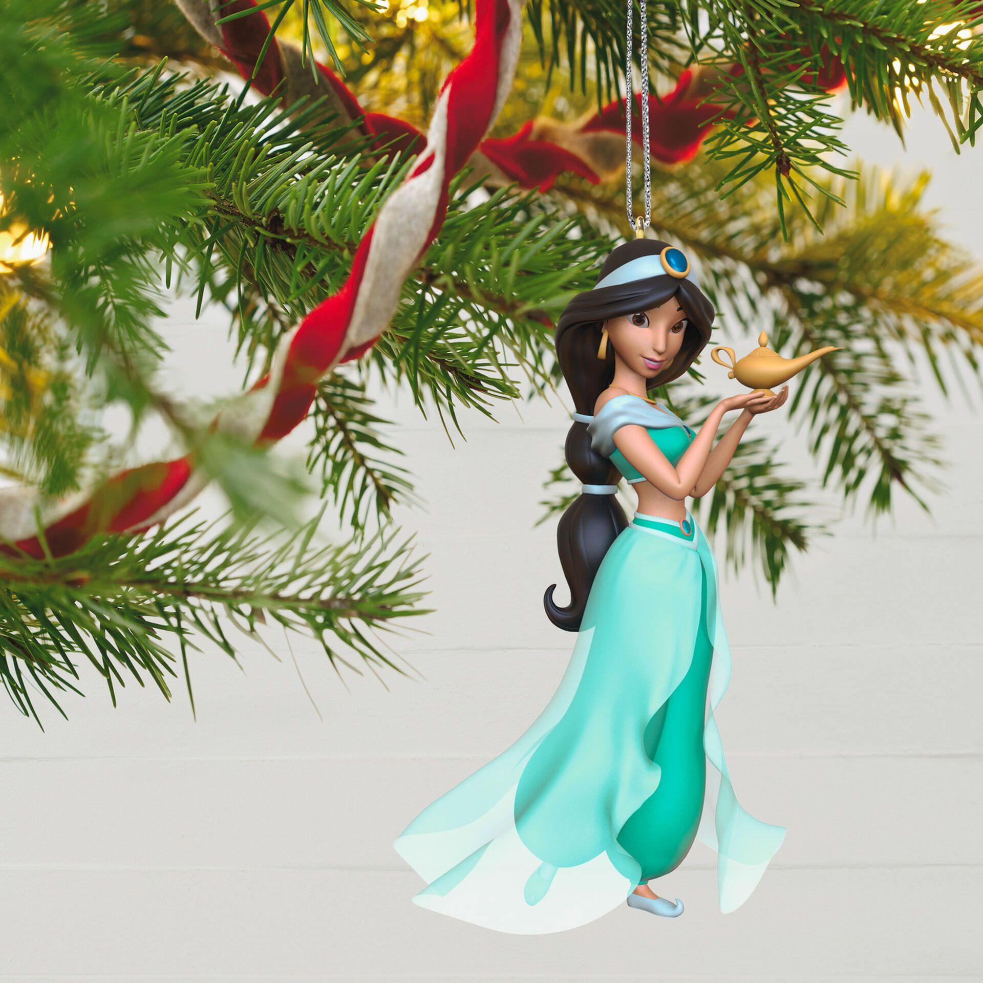2020 Hallmark Ornament JASMINE ALADDIN