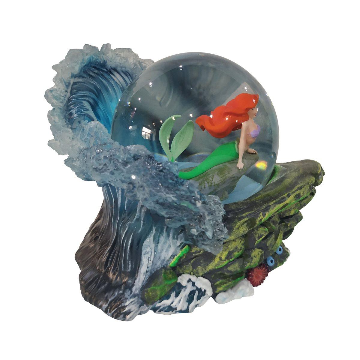 Disney Showcase The Little Mermaid Ariel Snow Globe