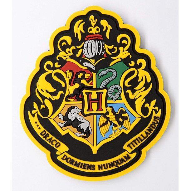 HARRY POTTER  Hogwarts Crest Soft Touch Magnet