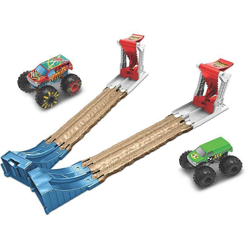 Hot Wheels Monster Trucks Double Destruction Play Set