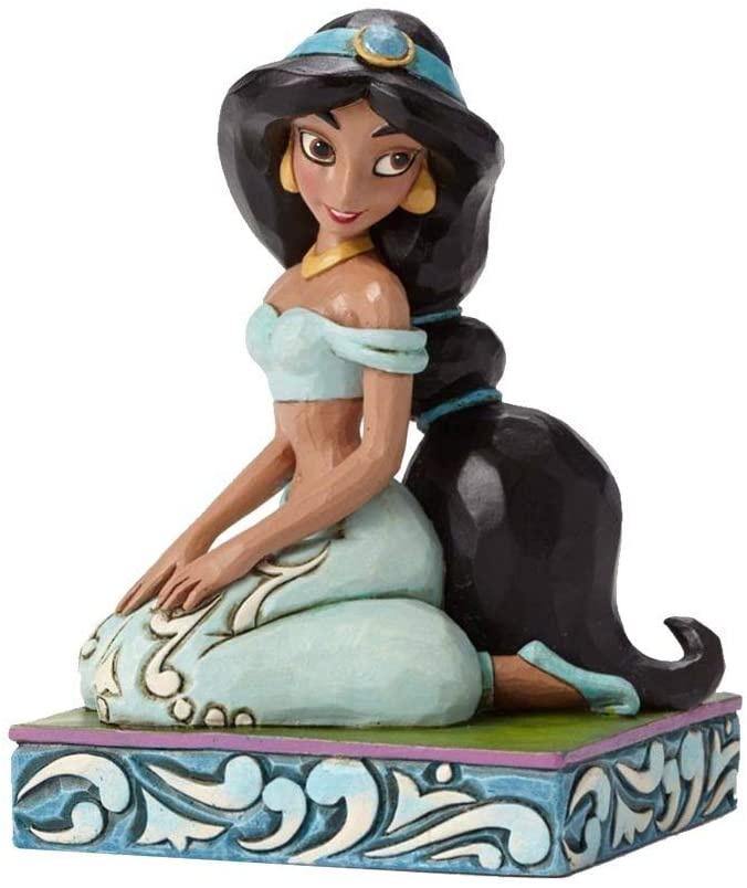 Jasmine Personality Pose