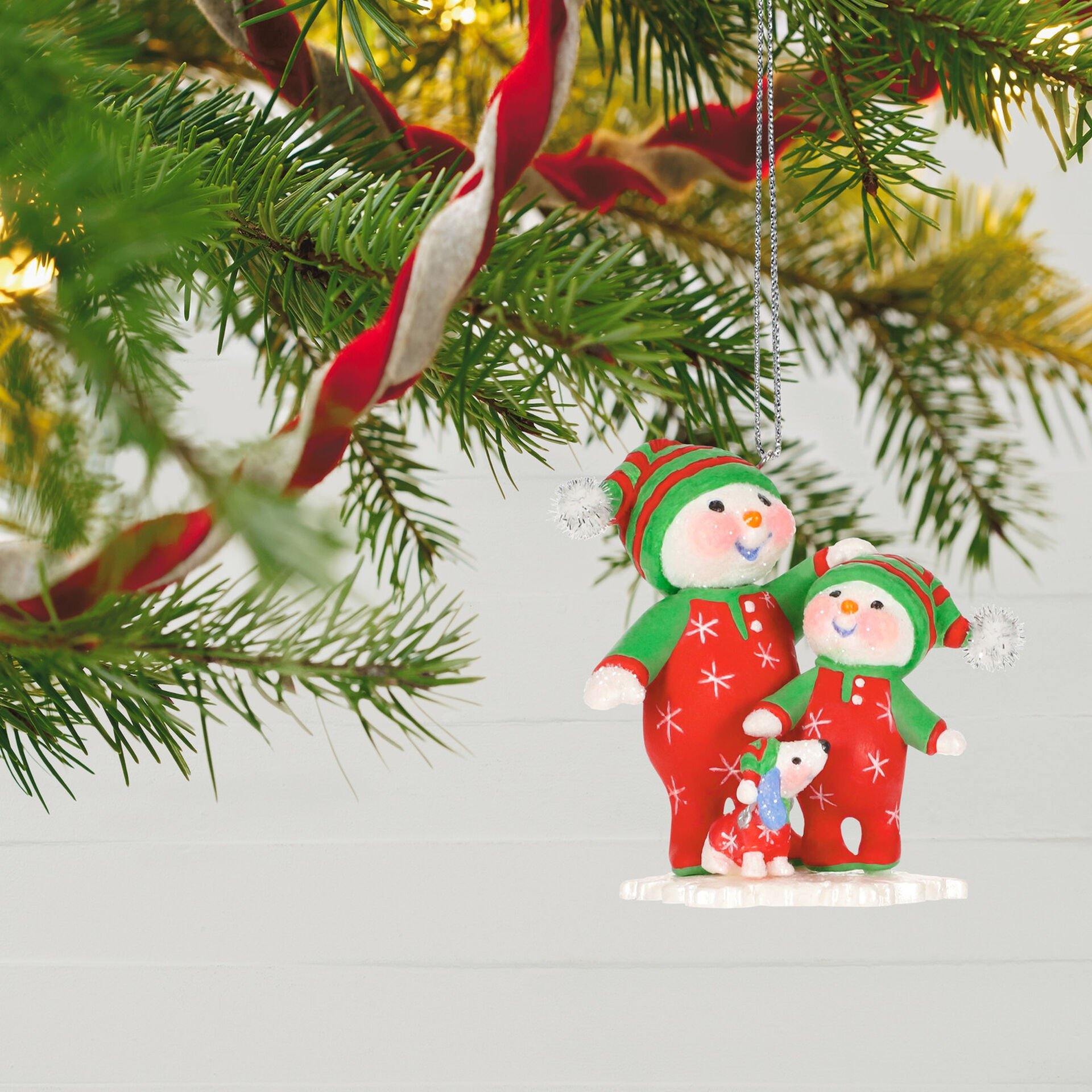 Making Memories Cozy New Pajamas Ornament