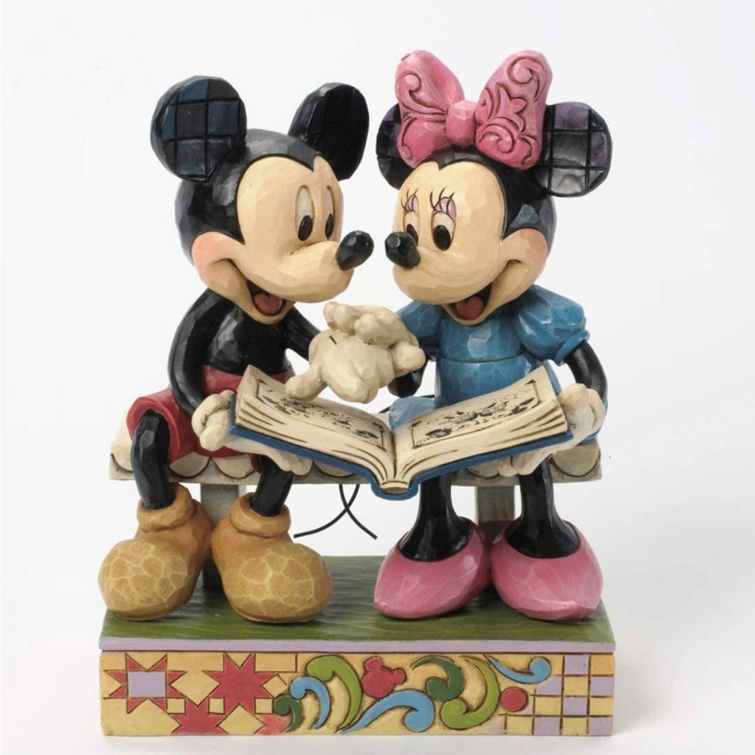 Mickey & Minnie Looking Photos