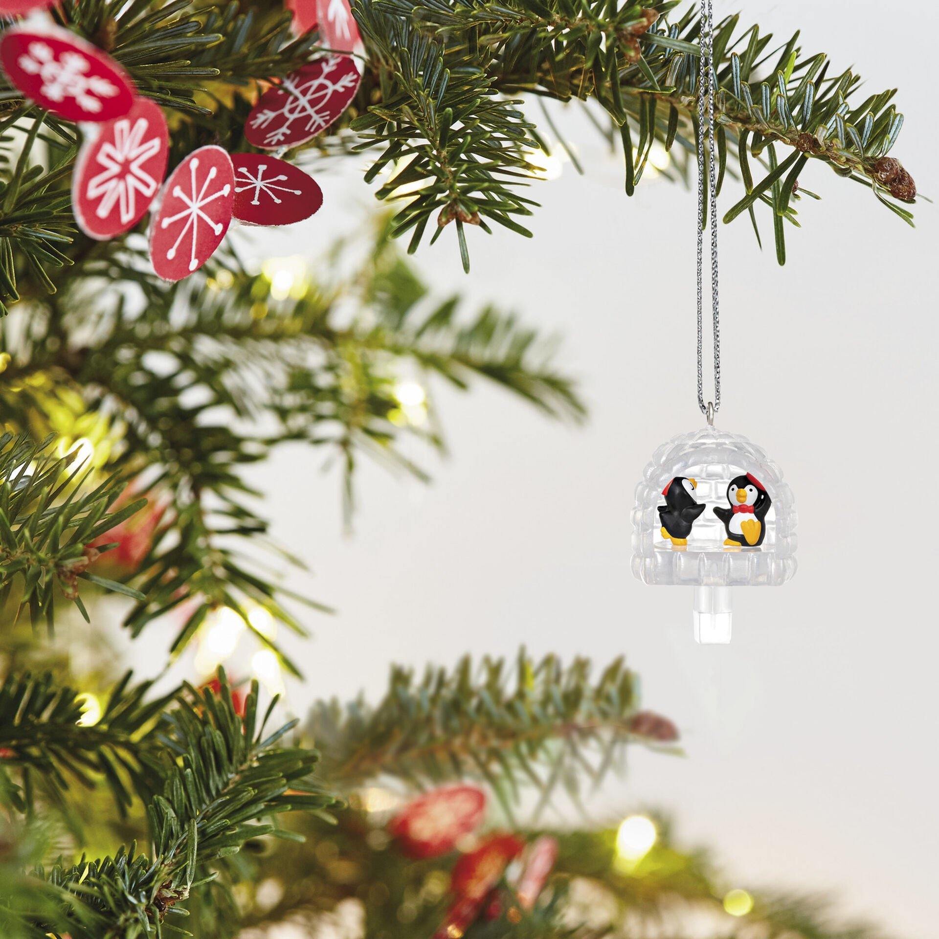 Mini Igloo Twirl-About Penguins Ornament With Motion