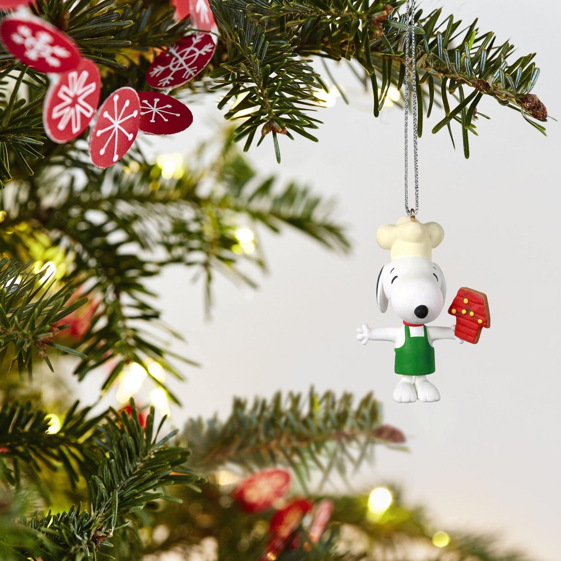 Mini The Peanuts® Gang Baker Snoopy Ornament, 0.98"